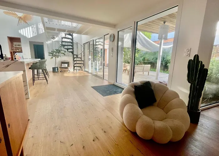 La Petite Cabine, 3chambres Proche Et Centre